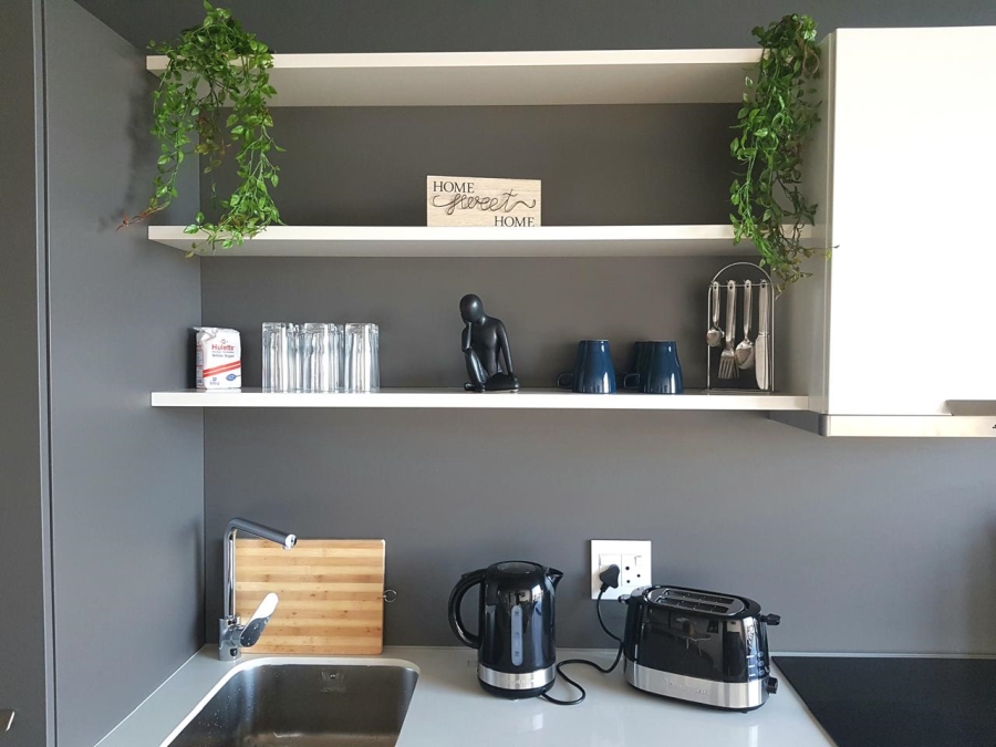 1 Bedroom Property for Sale in Woodstock Western Cape